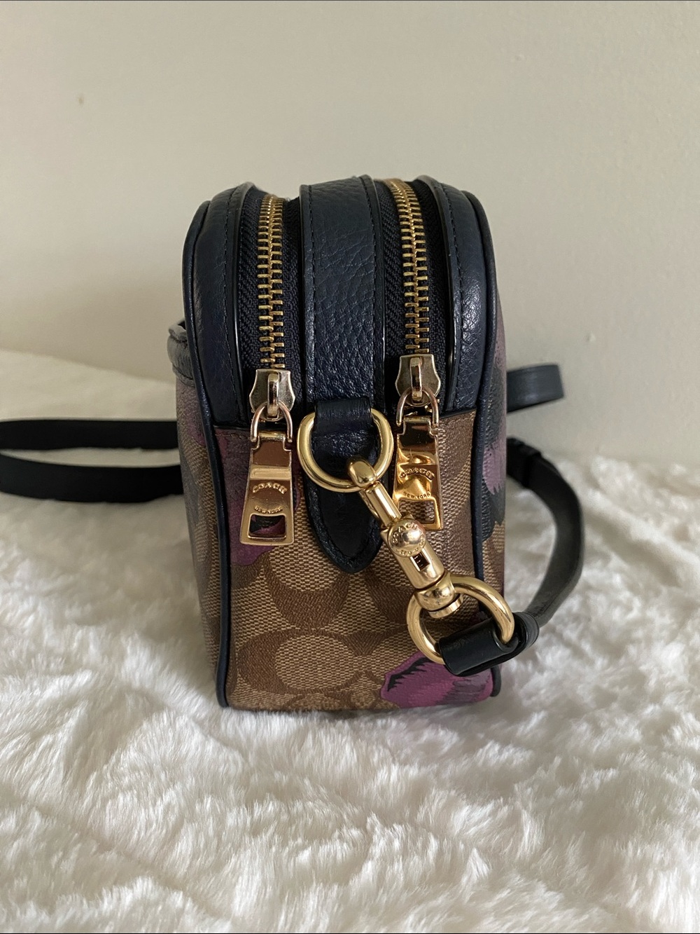 Coach Limited Edition Jes Crossbody In Signature/Kaffe Fassett Print PRICE FIRM - Picture 4 of 16
